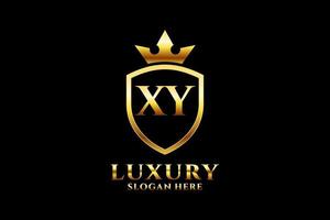 logotipo de monograma de luxo elegante xy inicial ou modelo de crachá com pergaminhos e coroa real - perfeito para projetos de marca luxuosos vetor