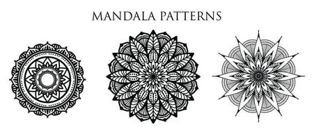 fundo de design de mandala ornamental de luxo, design de mandala, design de papel de parede de arte de livro de colorir padrão de mandala, padrão de azulejos, cartão de saudação, design de mandala definido, preto, design de mandala vetor