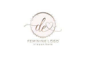 logotipo inicial de caligrafia com modelo de círculo logotipo vetorial de casamento inicial, moda, floral e botânico com modelo criativo. vetor