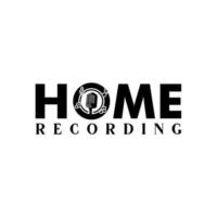 logotipo de tipografia de gravação em casa com ícone de microfone de microfone vintage vetor