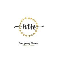 mn mn caligrafia inicial e design de logotipo de assinatura com círculo. logotipo manuscrito de design bonito para moda, equipe, casamento, logotipo de luxo. vetor