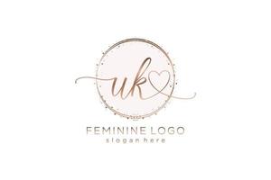 logotipo inicial de caligrafia do Reino Unido com logotipo de vetor de modelo de círculo de casamento inicial, moda, floral e botânico com modelo criativo.