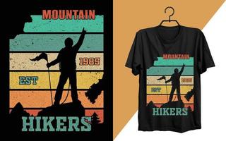 design de t-shirt de caminhantes de montanha est 1985. design de camiseta de vetor de tipografia de caminhada, design de camiseta ou pôster de escalada para amantes de aventura, elemento gráfico, obras de arte vintage, vetor livre de ilustração