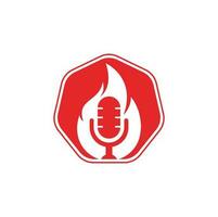 modelo de design de logotipo de podcast de fogo. chama fogo podcast mic logo vector icon ilustração.