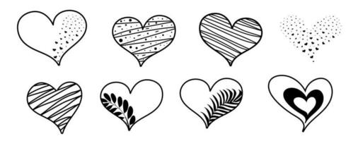 conjunto de corações em estilo doodle. vetor