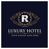 design de hotel de luxo com logotipo e vetor de tipografia