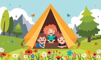 crianças dos desenhos animados acampando na natureza vetor