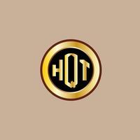 design de logotipo de carta hqt criativo com círculo dourado vetor