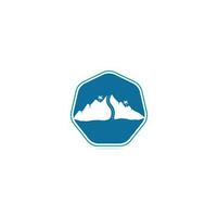 design de logotipo de viagem rodoviária criativa. modelo de design de vetor de logotipo de estrada. logotipo da estrada de montanha. logotipo de viagem de estrada de montanha