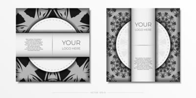 preparando um convite com um lugar para seu texto e ornamento abstrato. modelo de vetor de luxo para cor branca de cartão postal de design de impressão com ornamentos pretos.