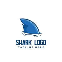 ilustração de design de mascote de logotipo de tubarão vetor