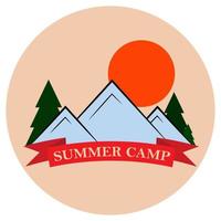 logotipo do acampamento de verão em estilo simples. logotipo do acampamento com montanhas, floresta e sol. logotipo vetorial. vetor