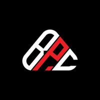 design criativo do logotipo da carta bpc com gráfico vetorial, logotipo simples e moderno bpc em forma de triângulo redondo. vetor