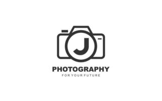 j fotografia de logotipo para empresa de branding. ilustração vetorial de modelo de câmera para sua marca. vetor