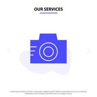 nosso modelo de cartão web de ícone de glifo sólido de imagem de câmera de serviços vetor