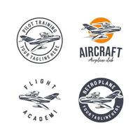 coleção de logotipo da academia de aeronaves. escola de piloto de avião e modelo de design de logotipo de treinamento vetor