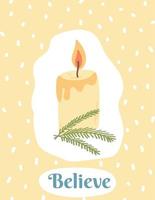 cartão postal de natal com vela acesa em estilo simples de desenho animado. ilustração vetorial desenhada à mão do cartão de férias de inverno, modelo da web vetor