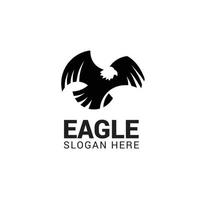 modelo de logotipo de águia voadora isolado no fundo branco vetor