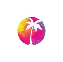 praia tropical e design de logotipo de palmeira. design criativo de logotipo de vetor de palmeira simples