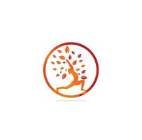 estoque de design de logotipo de ioga. meditação humana em ilustração vetorial de flor de lótus. modelo de design de logotipo de ioga. ícone de cosméticos e logotipo do spa. vetor de pose de ioga