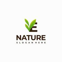 designs de logotipo de natureza inicial de folha de letra e, ilustração de ícone de vetor de logotipo de natureza verde de letra moderna