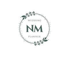 nm letras iniciais coleção de logotipos de monograma de casamento, modelos minimalistas e florais modernos desenhados à mão para cartões de convite, salve a data, identidade elegante para restaurante, boutique, café em vetor