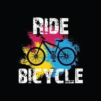 design de t-shirt de vetor de bicicleta de passeio. design de camiseta de bicicleta. pode ser usado para imprimir canecas, designs de adesivos, cartões comemorativos, pôsteres, bolsas e camisetas.