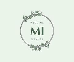 coleção de logotipos de monograma de casamento de letras iniciais mi, modelos minimalistas e florais modernos desenhados à mão para cartões de convite, salve a data, identidade elegante para restaurante, boutique, café em vetor