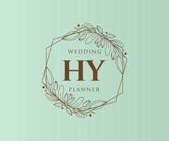 coleção de logotipos de monogramas de casamento com letras iniciais, modelos modernos minimalistas e florais desenhados à mão para cartões de convite, salve a data, identidade elegante para restaurante, boutique, café em vetor