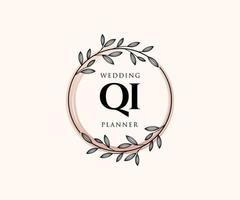 coleção de logotipos de monograma de casamento de letra de iniciais qi, modelos modernos minimalistas e florais desenhados à mão para cartões de convite, salve a data, identidade elegante para restaurante, boutique, café em vetor