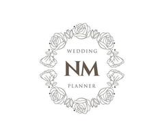 nm letras iniciais coleção de logotipos de monograma de casamento, modelos minimalistas e florais modernos desenhados à mão para cartões de convite, salve a data, identidade elegante para restaurante, boutique, café em vetor