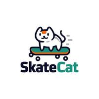 logotipo bonito do skate do gato. logotipo de ilustração dos desenhos animados com gato pequeno em um skate vetor