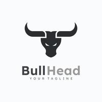 logotipo de cabeça de touro. cabeça de touro abstrata com ícone de chifres. vetor