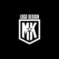 logotipo de jogo inicial mk com escudo e design de estilo estrela vetor