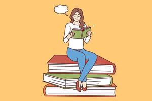 jovem sorridente sentada na pilha de leitura de livros enormes. garota feliz gosta de literatura visualizando ou imaginando. educação e hobby. ilustração vetorial. vetor