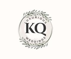 modelo de logotipos de monograma de casamento de carta inicial kq, modelos minimalistas e florais modernos desenhados à mão para cartões de convite, salve a data, identidade elegante. vetor