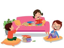crianças sentadas no sofá lendo um livro vetor