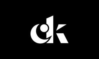 design do logotipo da letra inicial ck em fundo preto. vetor profissional.
