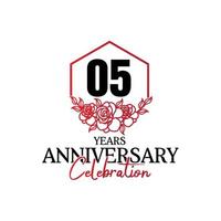 logotipo de aniversário de 05 anos, celebração de design vetorial de aniversário luxuoso vetor