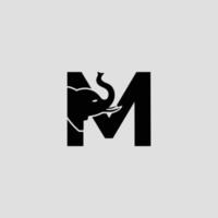 letra inicial m com modelo de logotipo de vetor abstrato de elefante, sinal ou ícone. cabeça de elefante moderna incorporada na letra m. conceito de espaço negativo com tipografia moderna.