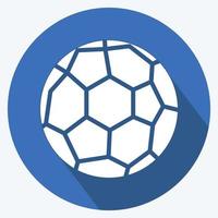 bola de futebol de ícone. relacionado ao símbolo de equipamentos esportivos. estilo de sombra longa. design simples editável. ilustração simples vetor