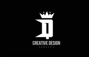 q projeto do ícone do logotipo da letra do alfabeto com a coroa do rei. modelo criativo para negócios e empresa vetor