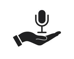 design de logotipo de microfone de mão. logotipo do microfone com vetor de conceito de mão. design de logotipo de mão e microfone
