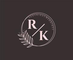 modelo de logotipos de monograma de casamento de carta inicial rk, modelos modernos minimalistas e florais desenhados à mão para cartões de convite, salve a data, identidade elegante. vetor