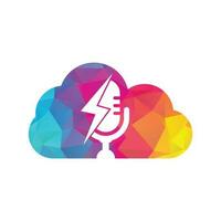 design de logotipo de vetor de conceito de forma de nuvem de trovão podcast. ícone de design de logotipo de vetor de microfone.
