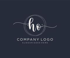 logo feminino inicial ho. utilizável para logotipos de natureza, salão, spa, cosméticos e beleza. elemento de modelo de design de logotipo de vetor plana.