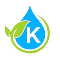 folha ecológica e logotipo de gota d'água no modelo de letra k vetor