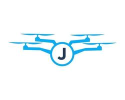 design do logotipo do drone no conceito da letra j. modelo de vetor de drone de fotografia