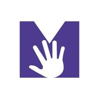 conceito de logotipo de mão letra m para cuidados com as mãos, sinal de caridade e modelo de vetor de símbolo de logotipo de doação