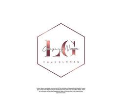 logotipo feminino inicial lg monograma de beleza e design de logotipo elegante, logotipo manuscrito da assinatura inicial, casamento, moda, floral e botânico com modelo criativo vetor